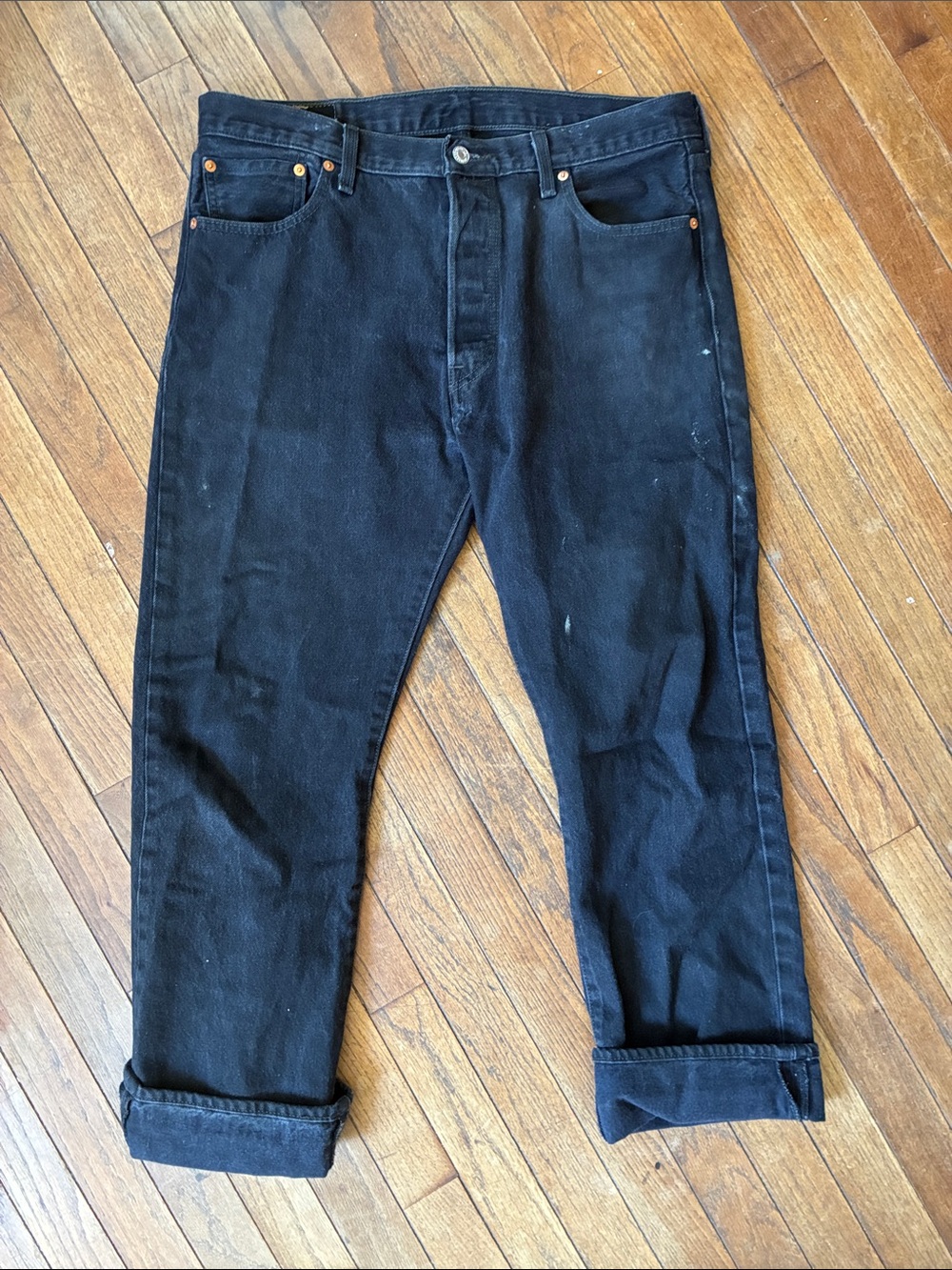Black straight leg 501 Levi’s size 36x30